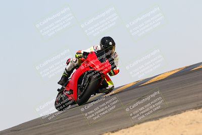 media/Apr-09-2022-SoCal Trackdays (Sat) [[c9e19a26ab]]/Turn 9 Set 2 (1130am)/